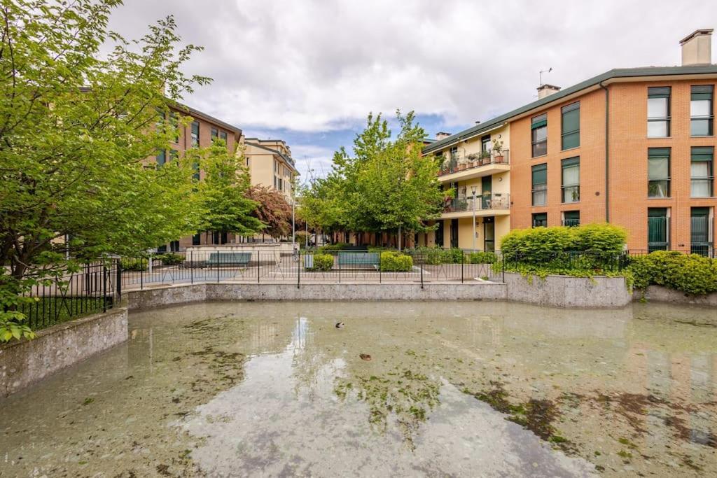 Urban House - Exclusive Park House Navigli Milan Center Apartment Bagian luar foto