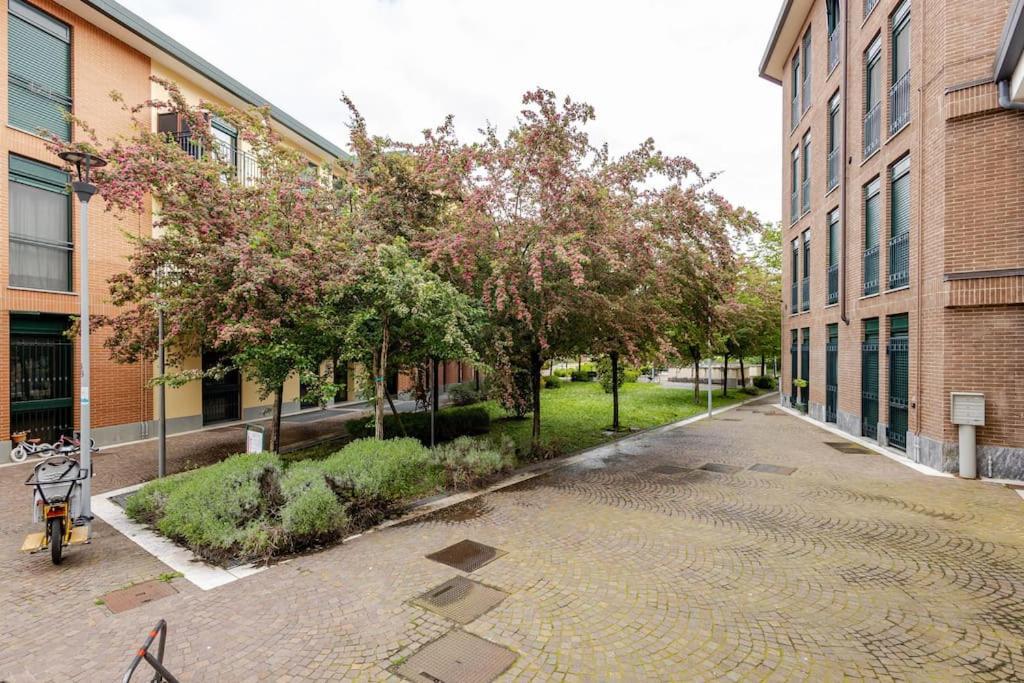 Urban House - Exclusive Park House Navigli Milan Center Apartment Bagian luar foto